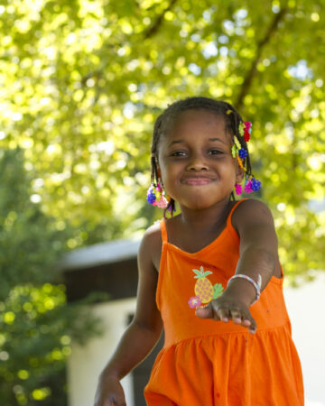 Enfant en colonies de vacances