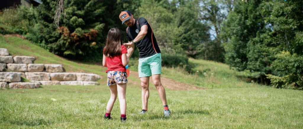 Enfants heureux en colonie de vacances de Toustes en Colo