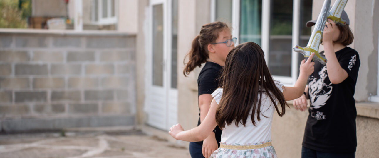 jeunes en colonies de vacances, valides ou non, tdah ou non