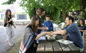 « Ici, on me comprend » – Le Parisien